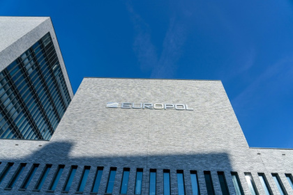 Les agences Europol et Eurojust ont annoncé mercredi le démantèlement du groupe de hackers prorusses NoName057(16), responsable de multiples attaques visant l'Ukraine et ses alliés - Jerry Lampen (AFP)