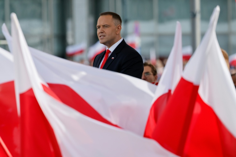 Le président nationaliste polonais à Berlin et à Paris pour parler histoire, sécurité et Mercosur