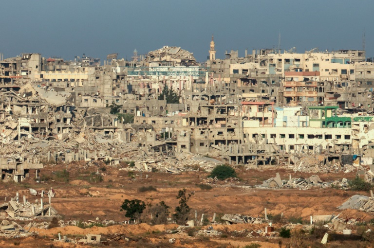 Les Palestiniens fuient en nombre Gaza-ville, cible d'une offensive israélienne meurtrière