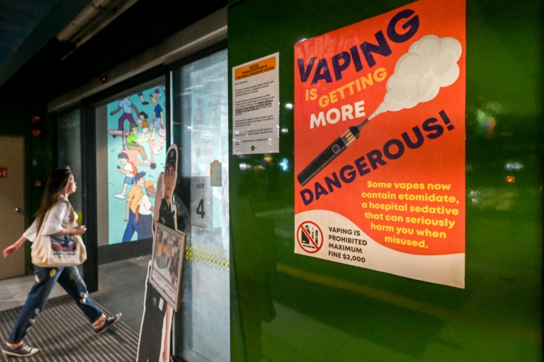 "Zombies" : Singapour sévit face aux cigarettes électroniques contenant de la drogue "Zombies" : Singapour sévit face aux cigarettes électroniques contenant de la drogue