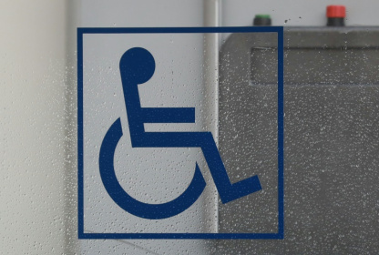 Plus de 2 millions de jeunes âgés de 5 à 20 ans et vivant chez eux souffrent d'au moins un handicap en France métropolitaine, selon une étude de la direction des statistiques du ministère de la Santé (Drees) portant sur 2022 - Ludovic MARIN (AFP)