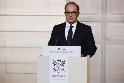 le secrétaire général de l'Elysée, Emmanuel Moulin annonce le nouveau gouvernement le 5 octobre 2025 à l'Elysée - Christophe PETIT TESSON (AFP) le secrétaire général de l'Elysée, Emmanuel Moulin annonce le nouveau gouvernement le 5 octobre 2025 à l'Elysée - Christophe PETIT TESSON (AFP)