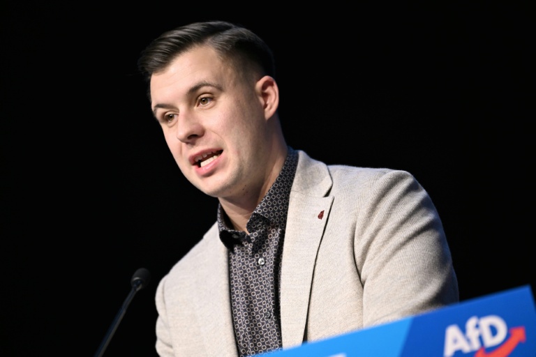 Conspuée par les manifestants, l'extrême droite allemande refonde son organisation de jeunesse