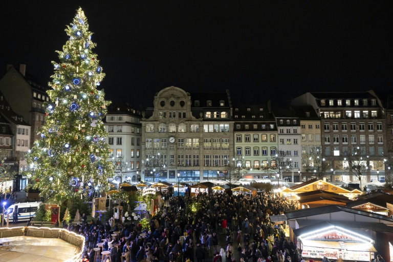 Féérique et ultrasécurisé : le marché de Noël de Strasbourg ouvre ses portes