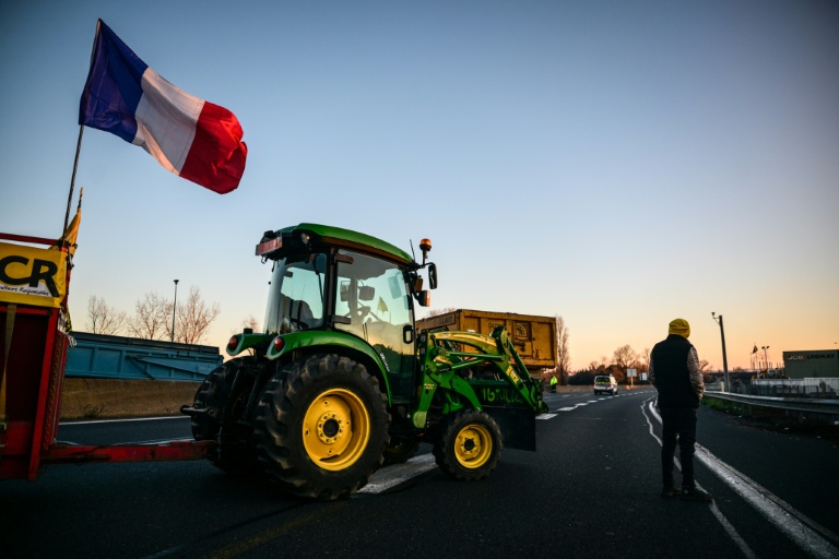 Les tracteurs de la Coordination rurale ont rejoint la tour Eiffel