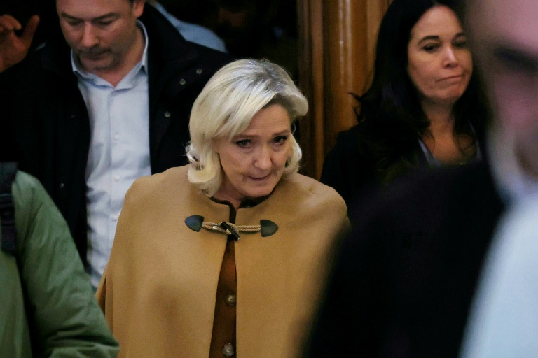 Procès RN : cinq ans d'inéligibilité requis en appel contre Marine Le Pen