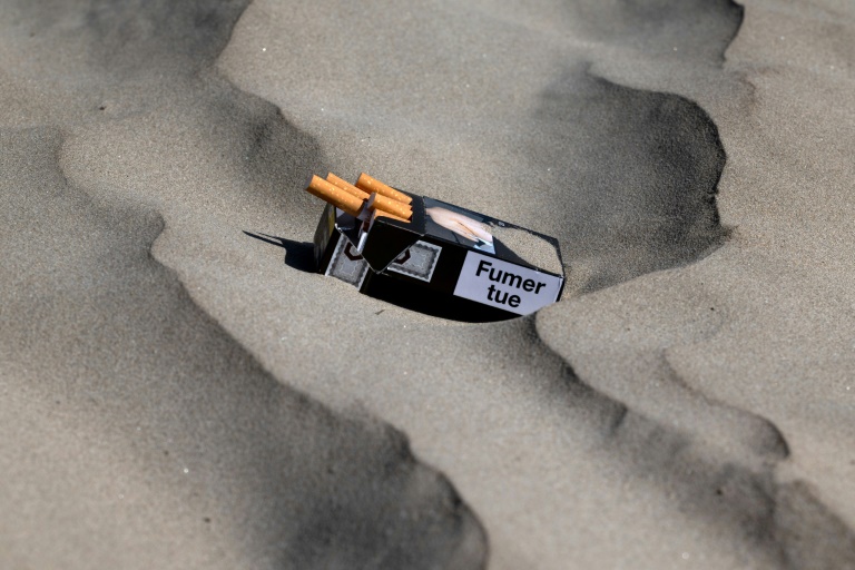 Les adolescents consomment toujours moins de tabac et de cannabis