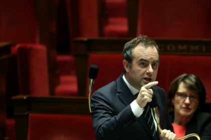 Le Premier ministre Sébastien Lecornu prononce un discours à l'Assemblée nationale, à Paris, le 14 janvier 2026 - Alain JOCARD (AFP)