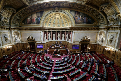 Les divergences risquent d'être importantes, car le Sénat, dominé par une alliance entre la droite et les centristes, est plus que réservée - Pascal POCHARD-CASABIANCA (AFP)