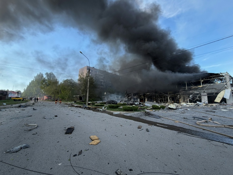 La Russie frappe l'Ukraine en plein cessez-le-feu de Kiev
