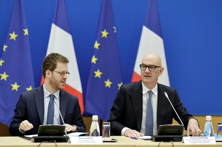 Le gouvernement annonce six milliards d'euros d'économies pour compenser le coût de la guerre