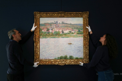 Le tableau "Vétheuil, Effet du Matin" (1901) le 9 avril 2026 à Paris - Anne-Christine POUJOULAT (AFP)