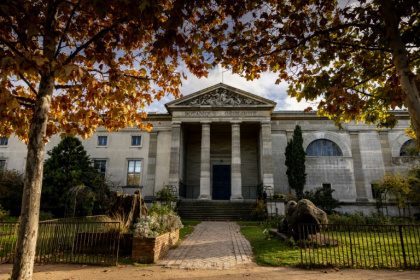 La Galerie de géologie et de minéralogie du Muséum national d'histoire naturelle, le 1er novembre 2025 à Paris - Guillaume BAPTISTE (AFP)