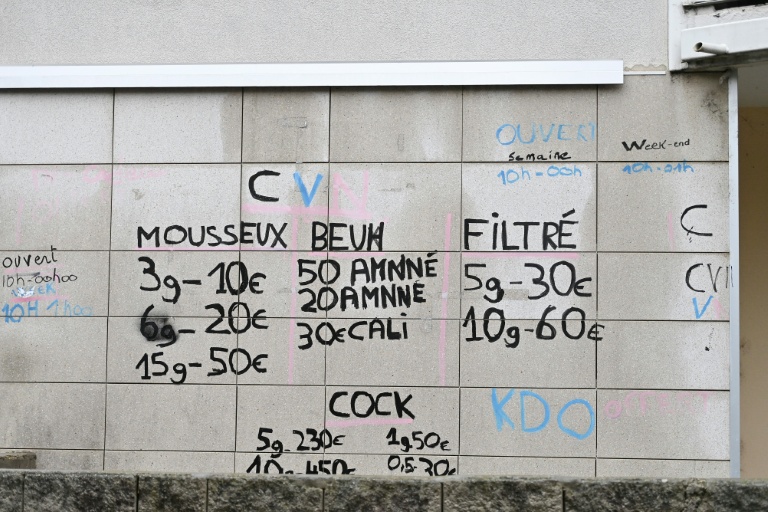 Menacé par la DZ Mafia, le maire d'Alès exfiltré de son domicile
