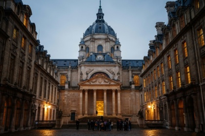 Le modèle de financement des universités "ne sera plus soutenable d'ici à 2030", selon un rapport remis au gouvernement mercredi - STEPHANE DE SAKUTIN (AFP)