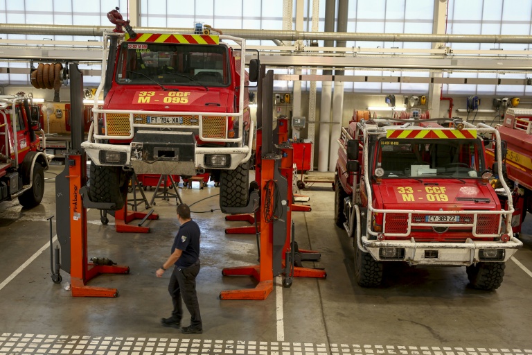 Gironde : après la "guerre du feu", l'urgente réparation des engins anti-incendie