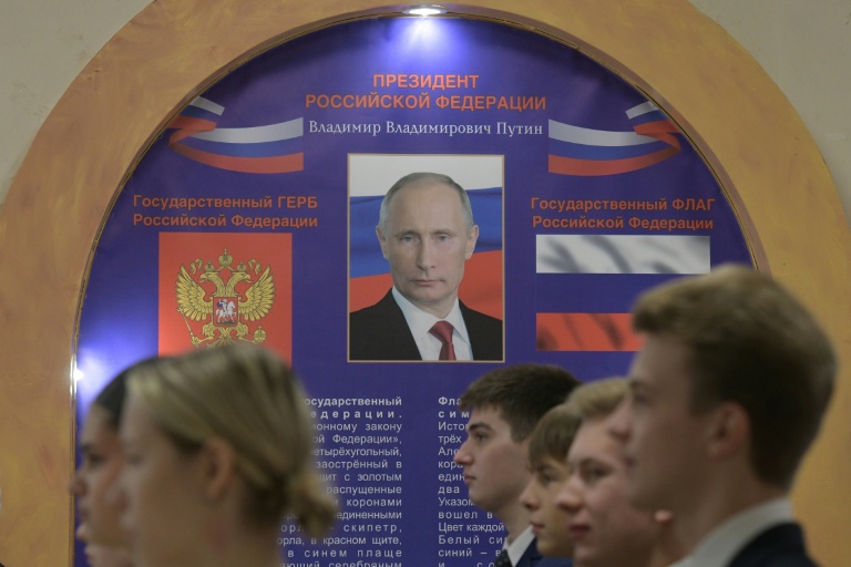 Russie : le parti de Poutine largement en tête des législatives marquées par des attaques ukrainiennes