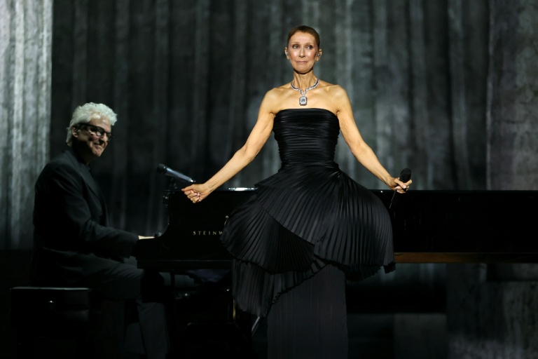 "Je vais bien" : Céline Dion renaît sur scène après six ans d'absence