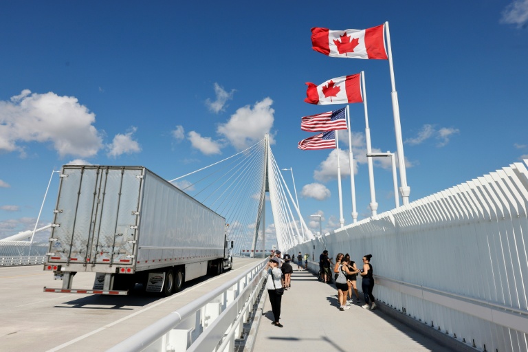 Conflit commercial avec Washington : la riposte du Canada entre en vigueur