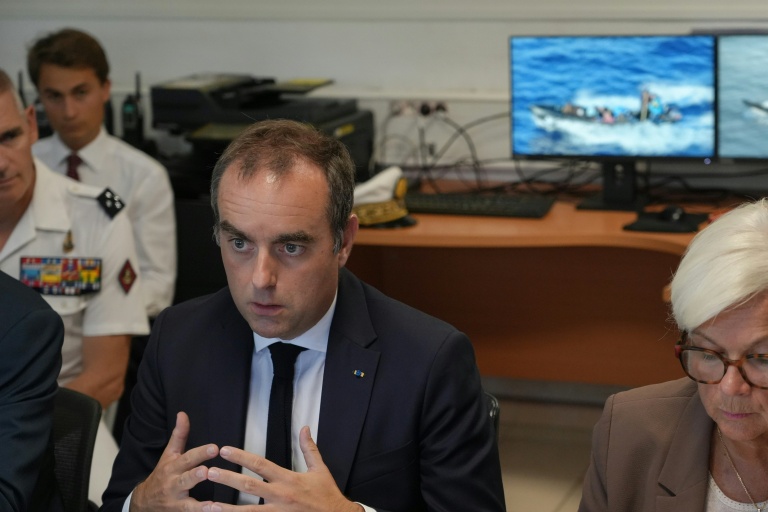 A Mayotte, Lecornu abat ses cartes pour accélérer la reconstruction