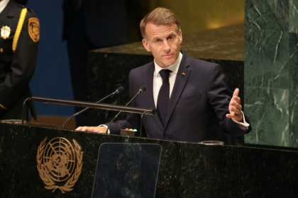 Emmanuel Macron lors de son discours à l'ONU, à New York, le 22 septembre 2026 - Ludovic MARIN (AFP)
